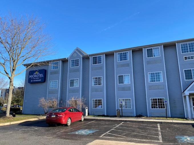 Popular attractions Area Nearby Property
